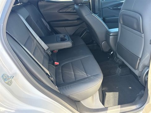 Used 2021 Chevrolet TrailBlazer RS w/ Technology Package image 16