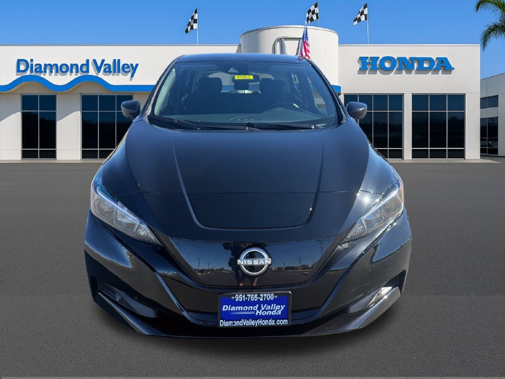 Used 2024 Nissan Leaf S FWD image 2