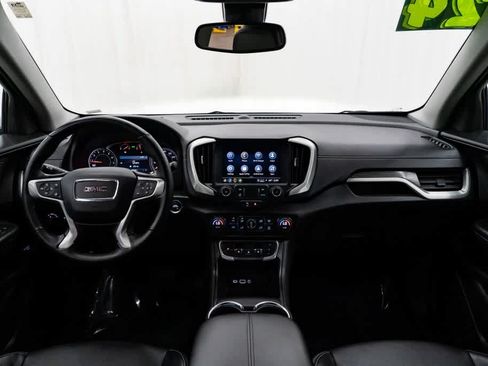 Used 2024 GMC Terrain SLT AWD/4WD image 9