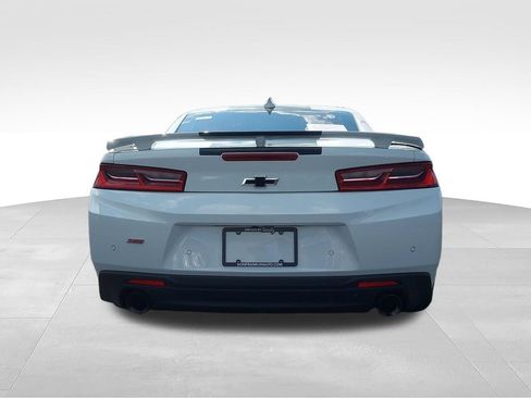 Used 2017 Chevrolet Camaro SS RWD image 4