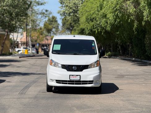 Used 2021 Nissan NV200 S image 8