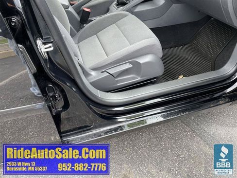 Used 2008 Volkswagen Rabbit S FWD image 29