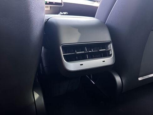Used 2023 Tesla Model 3 Standard Range RWD image 18