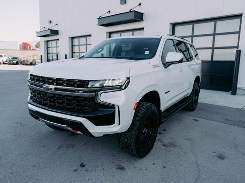 Used 2022 Chevrolet Tahoe Z71 image 2