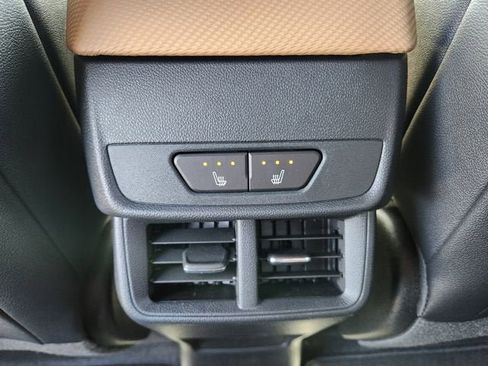 New 2026 Chevrolet Equinox ACTIV w/ Convenience Package III AWD/4WD image 13
