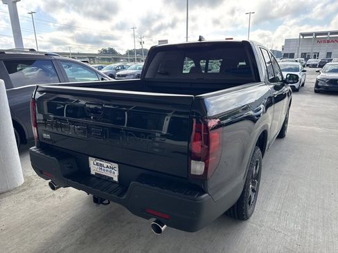 New 2026 Honda Ridgeline Black Edition image 4