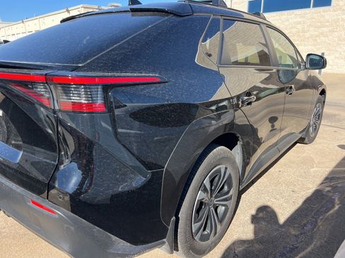 Used 2024 Toyota bZ4X XLE image 8