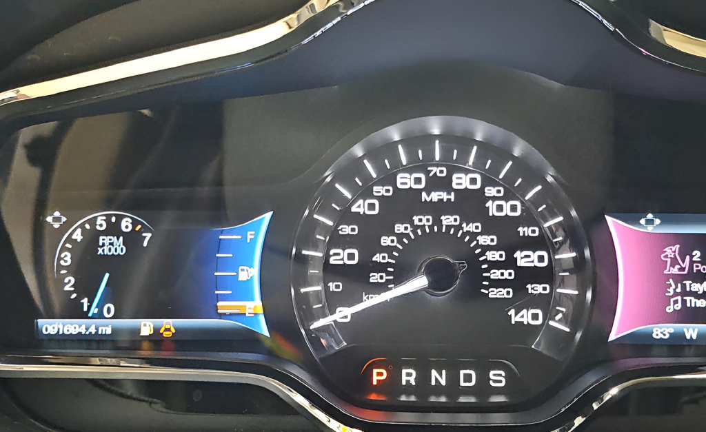 Used 2018 Lincoln MKT AWD image 26