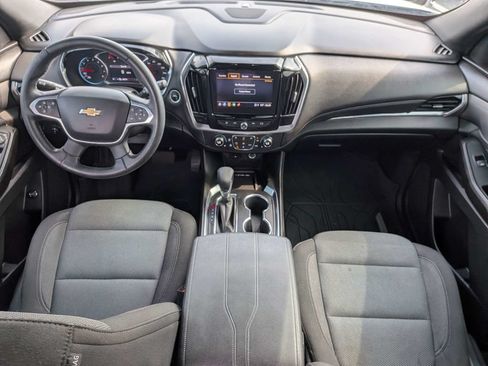 Used 2023 Chevrolet Traverse LT FWD image 15