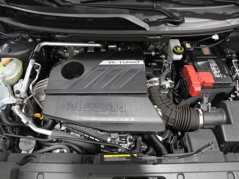 Used 2023 Nissan Rogue S image 20