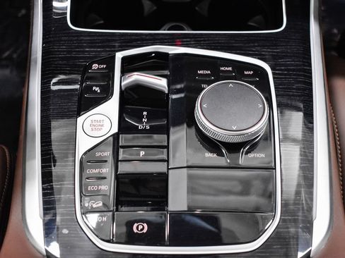 Used 2024 BMW X5 xDrive40i w/ M Sport Package AWD/4WD image 26