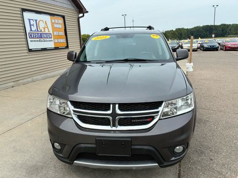 Used 2015 Dodge Journey SXT FWD image 2