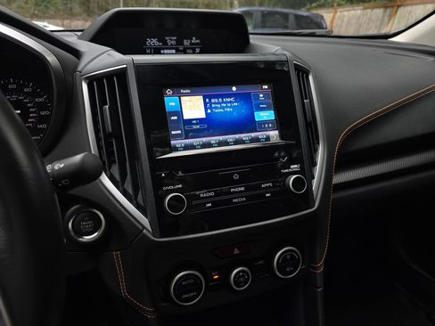 Used 2022 Subaru Crosstrek 2.0i Premium w/ Moonroof Package image 27