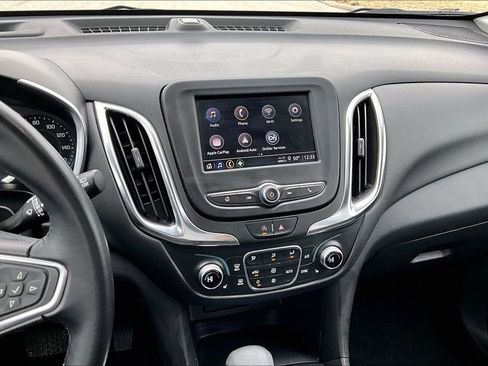 Used 2024 Chevrolet Equinox LT image 6