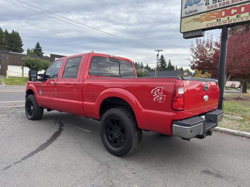 Used 2011 Ford F250 Lariat image 14