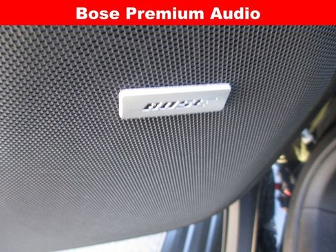 Used 2023 Chevrolet Suburban RST w/ Luxury Package image 21