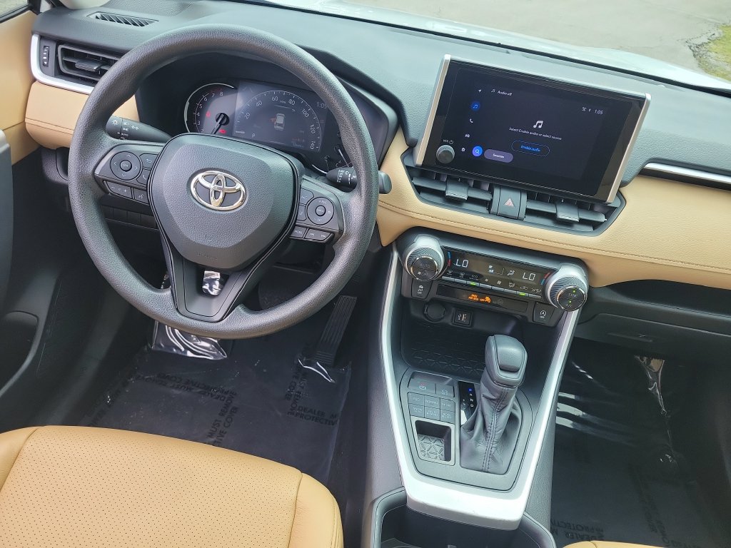 Used 2025 Toyota RAV4 XLE w/ Convenience Package AWD/4WD image 26