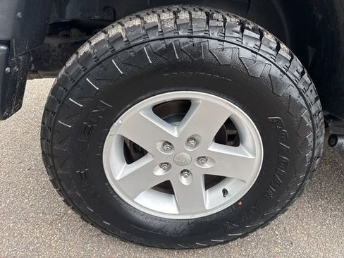 Used 2018 Jeep Wrangler Unlimited Sport S image 12