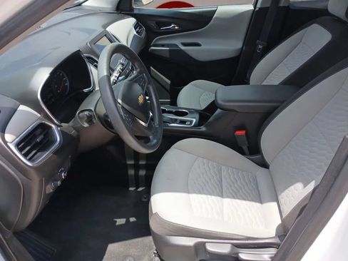 Used 2019 Chevrolet Equinox LS w/ LPO, Cargo Package FWD image 10