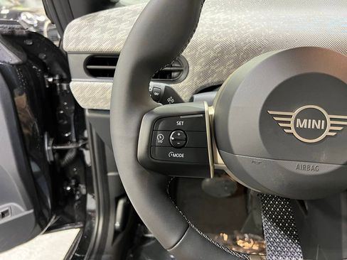 Certified 2025 MINI Cooper S image 14