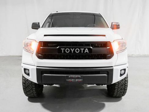Used 2016 Toyota Tundra SR5 w/ TRD Off Road Package AWD/4WD image 5