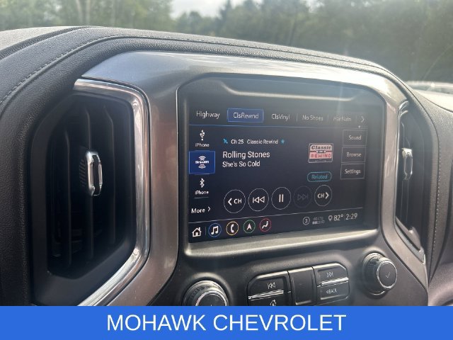 Used 2020 Chevrolet Silverado 1500 LTZ w/ LTZ Premium Package AWD/4WD image 19