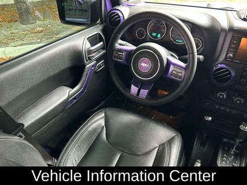 Used 2017 Jeep Wrangler Unlimited Rubicon w/ Connectivity Group AWD/4WD image 9