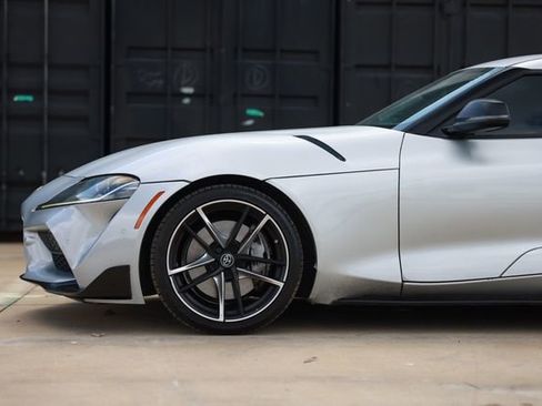 Used 2021 Toyota Supra w/ Safety & Technology Package RWD image 24