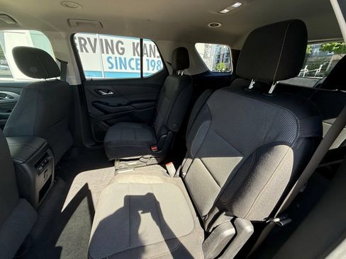 Used 2019 Chevrolet Traverse LT AWD/4WD image 14