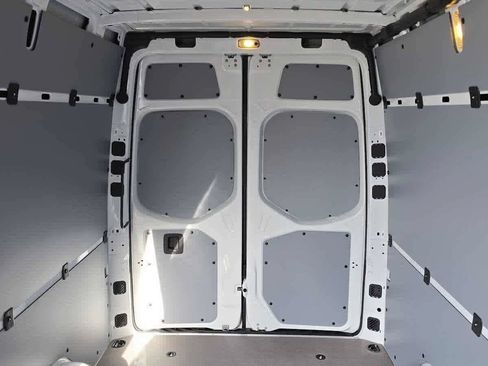 New 2026 Mercedes-Benz Sprinter 2500 image 15