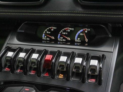 Used 2015 Lamborghini Huracan LP 610-4 image 27