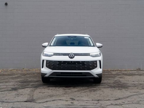 New 2026 Volkswagen Tiguan S image 2