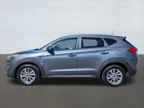 Used 2016 Hyundai Tucson SE w/ Option Group 02 image 2