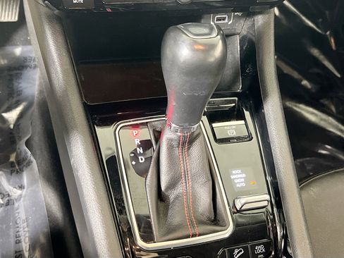 Used 2022 Jeep Compass Trailhawk image 16