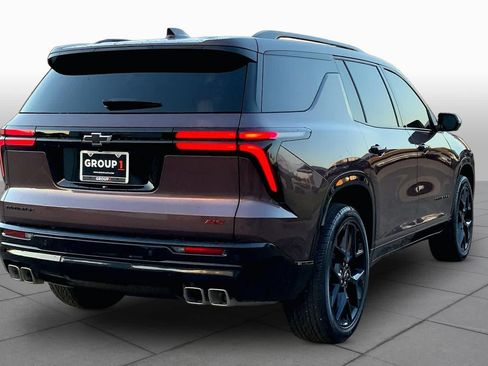 Used 2026 Chevrolet Traverse RS w/ LPO, Floor Liner Package FWD image 12