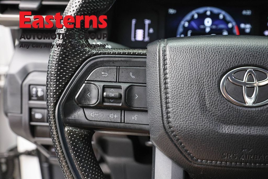 Used 2024 Toyota Tacoma SR RWD image 14