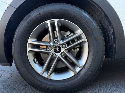 Used 2017 Hyundai Santa Fe Sport image 34