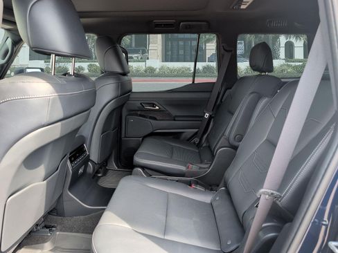 Certified 2025 Lexus GX 550 AWD/4WD image 25
