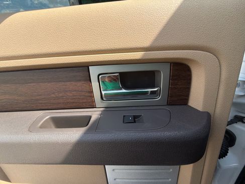 Used 2013 Ford F150 Lariat w/ Lariat Chrome Pkg RWD image 35