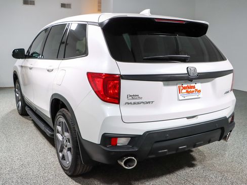 Used 2023 Honda Passport EX-L image 9