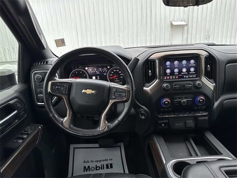 Used 2020 Chevrolet Silverado 2500 High Country image 13