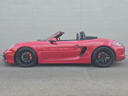 Used 2015 Porsche Boxster GTS image 2