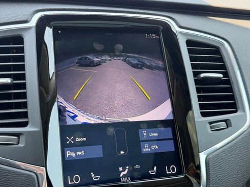 Used 2019 Volvo XC90 T5 Momentum w/ Protection Package Premier AWD/4WD image 23