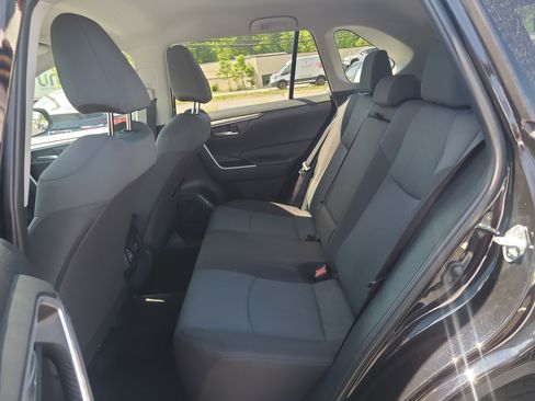 Certified 2025 Toyota RAV4 XLE AWD/4WD image 27