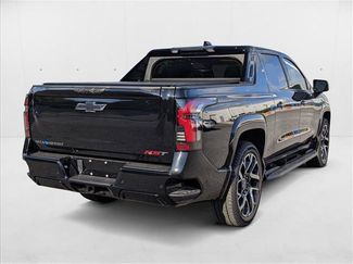 New 2024 Chevrolet Silverado EV RST video 2