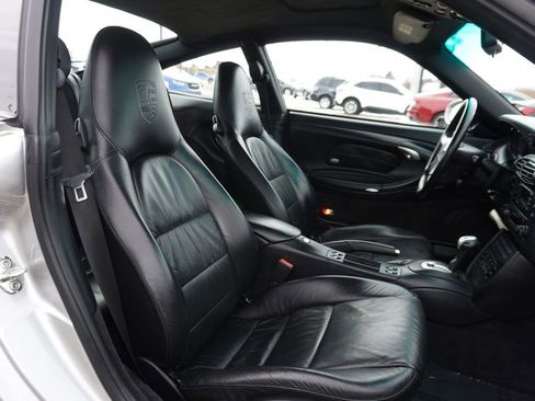 Used 2001 Porsche 911 Carrera RWD image 28