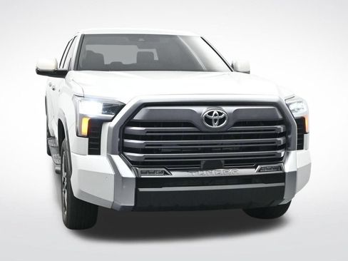 Used 2024 Toyota Tundra Limited AWD/4WD image 2