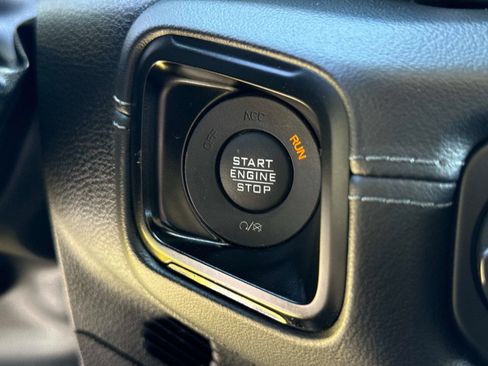 Used 2024 Jeep Wrangler Unlimited Rubicon 4xe w/ Convenience Group AWD/4WD image 29