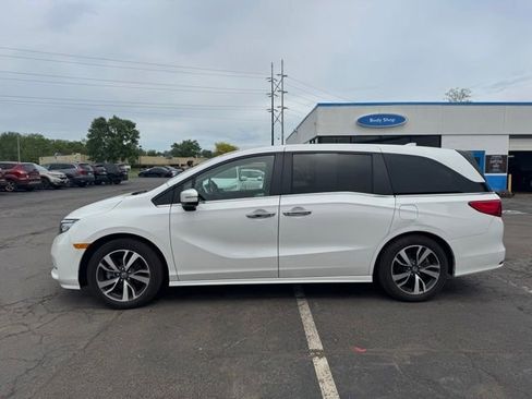 Used 2024 Honda Odyssey Touring image 5