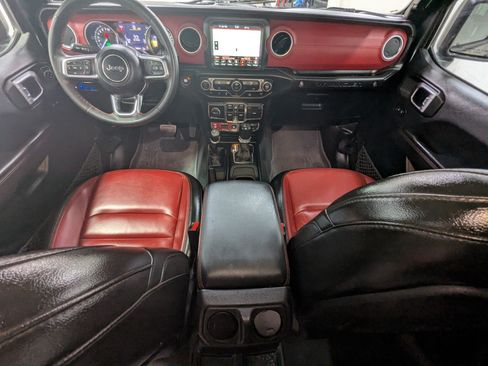 Used 2023 Jeep Wrangler Unlimited Rubicon 4xe AWD/4WD image 23
